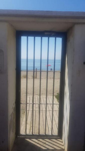 Apartamento con acceso directo a la playa, Rincon De La Victoria